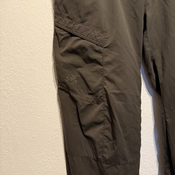 Arc'teryx Men’s Dark Olive Hiking Pants Size 38x30 Technical Outdoor Trail Cargo - Picture 7 of 14